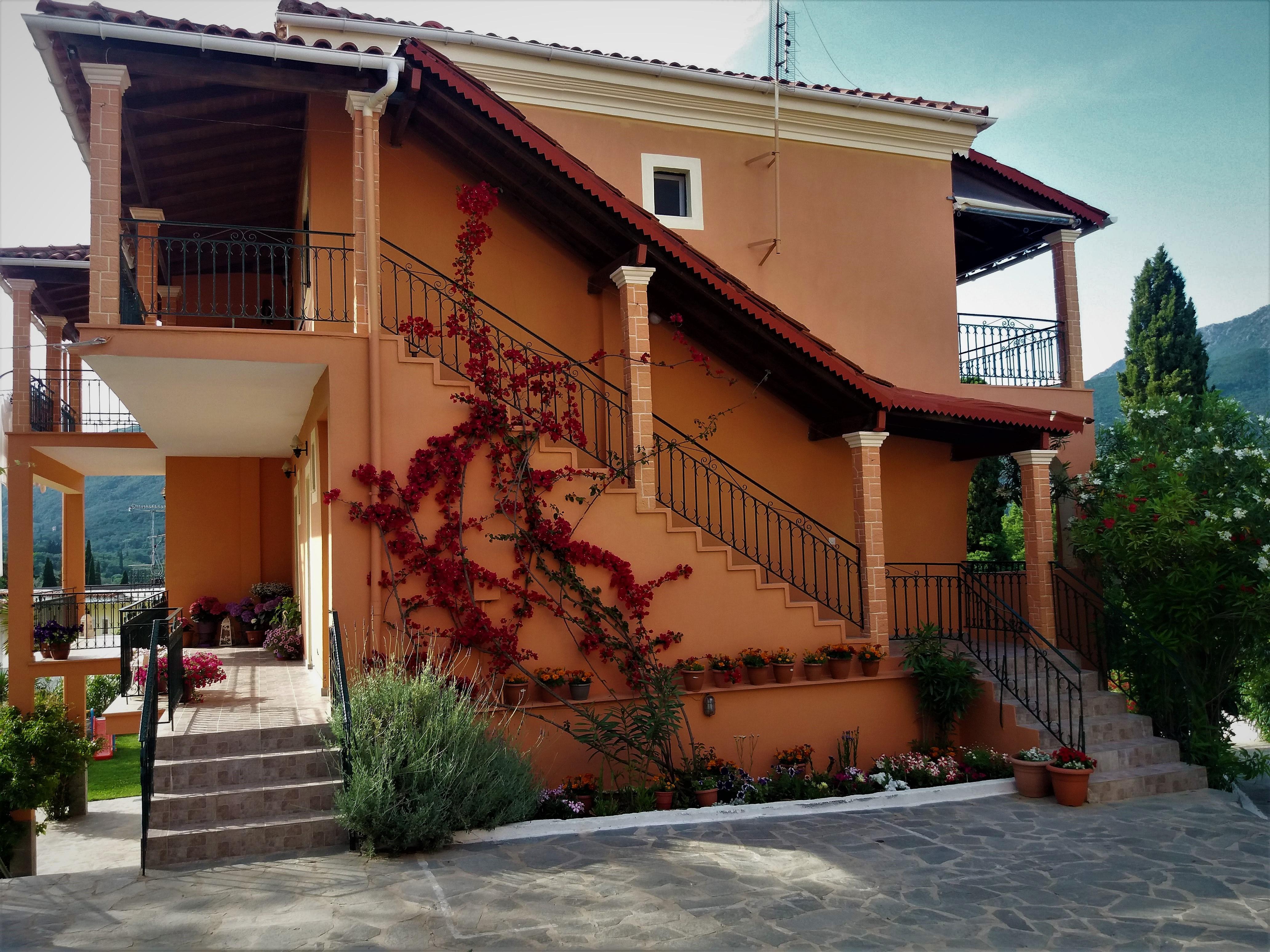 Ziogas Luxury Apartments Dassia  Exterior foto