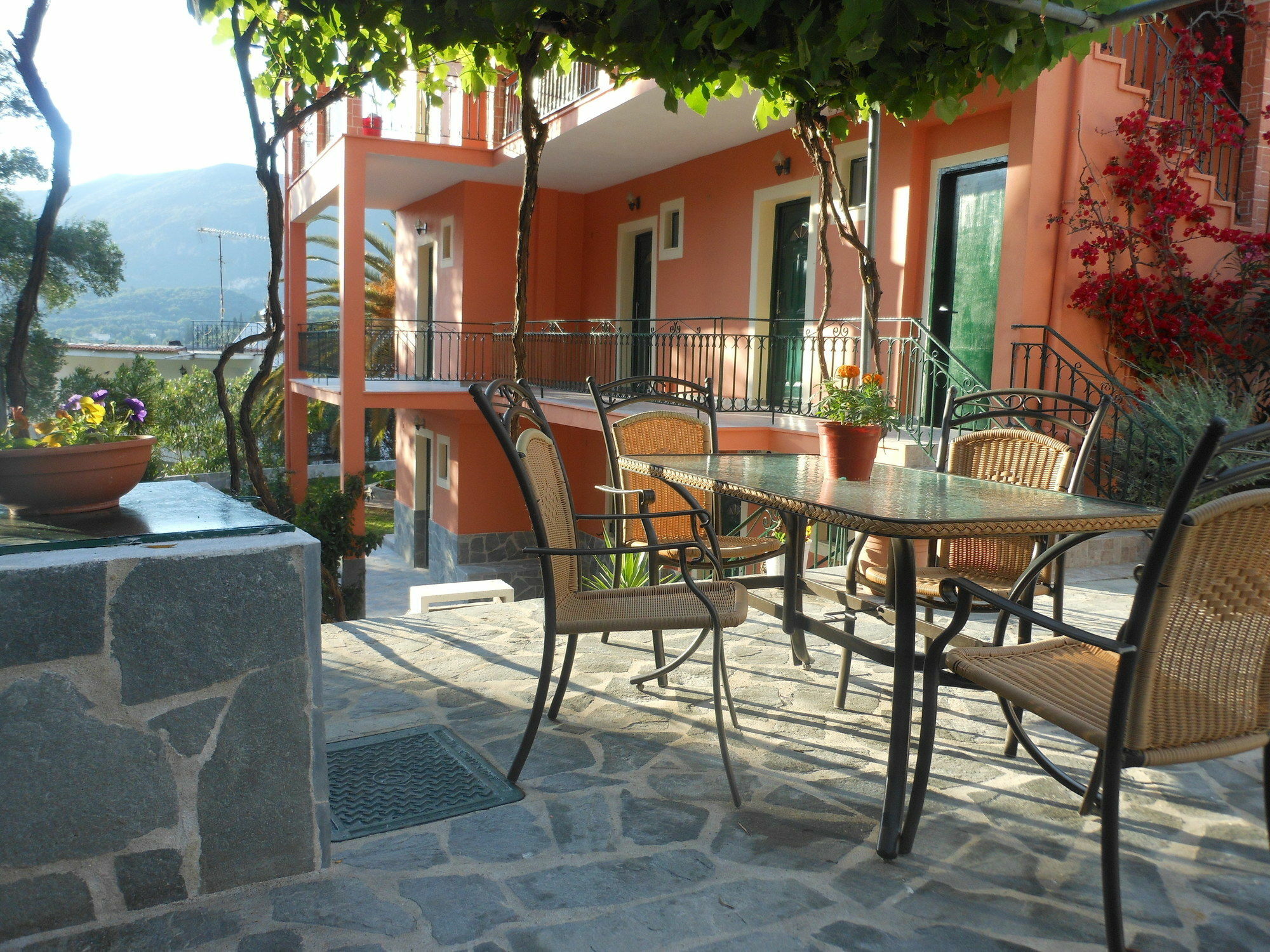 Ziogas Luxury Apartments Dassia  Exterior foto